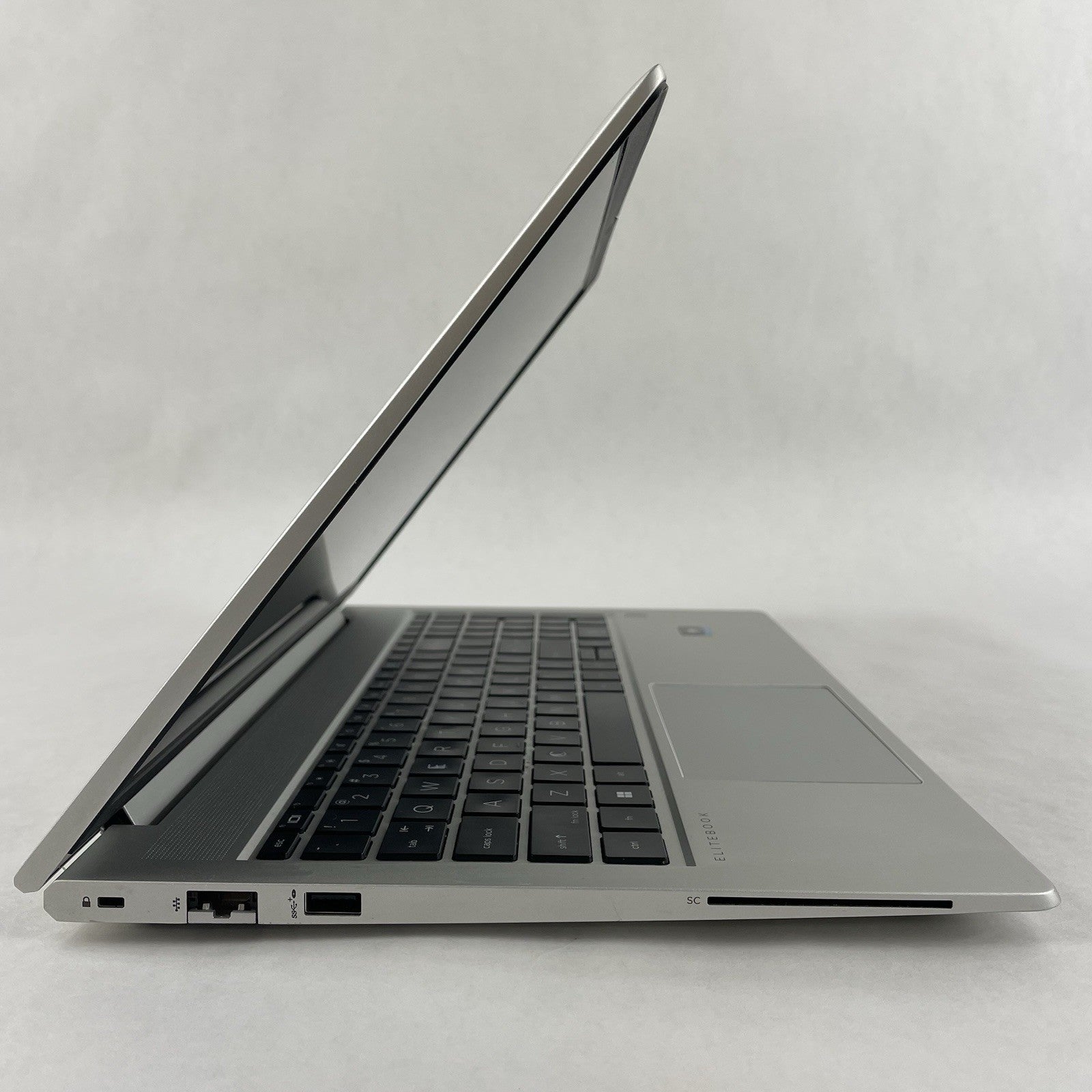 HP EliteBook 655 G9 15.6" AMD Ryzen 5 Pro 5675U 2.30 GHz 8 GB RAM No SSD/OS/AC3