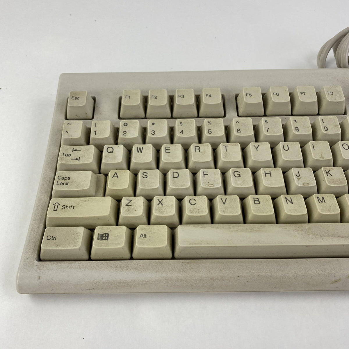 Compaq KB-3923 5V 18"L 7"W 6 Pin Keyboard - Tested 3