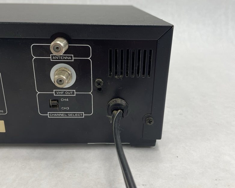 Pioneer LD-838D Laservison Laser Disk PLAYER  LD-838D For Parts