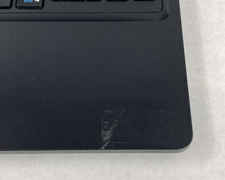 Dell Latitude 5580 Core i5-7300U 2.60 GHz 8 GB RAM 15.6" No Battery No HDD No OS