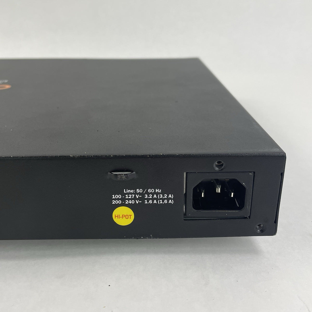 HP Aruba 2530-24G PoE+ J9773A 24-Port Gigabit Switch - Tested7