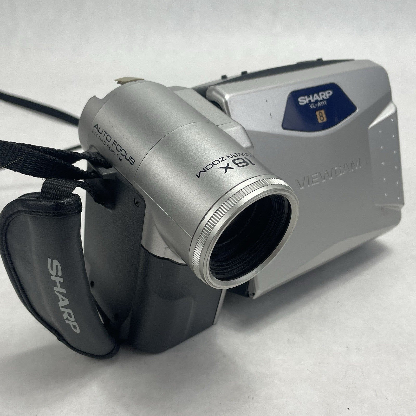 Sharp Viewcam VL-A111U 8mm Camcorder Silver 16x Zoom 2.5" LCD AC Adapter0