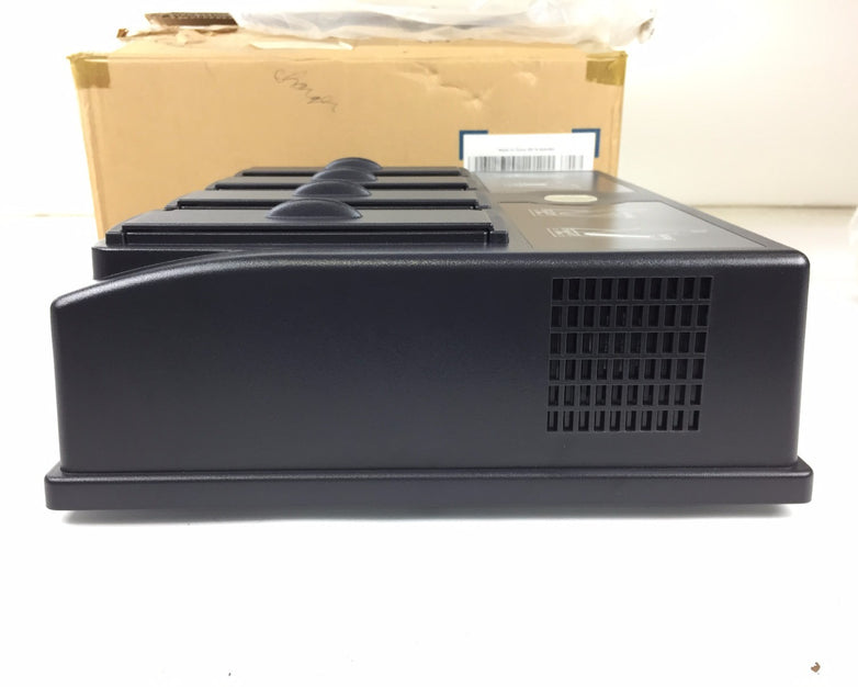 Dell F0075 D-Family Battery Charger 4 Slot Bay ADTC300 Inspiron Latitude