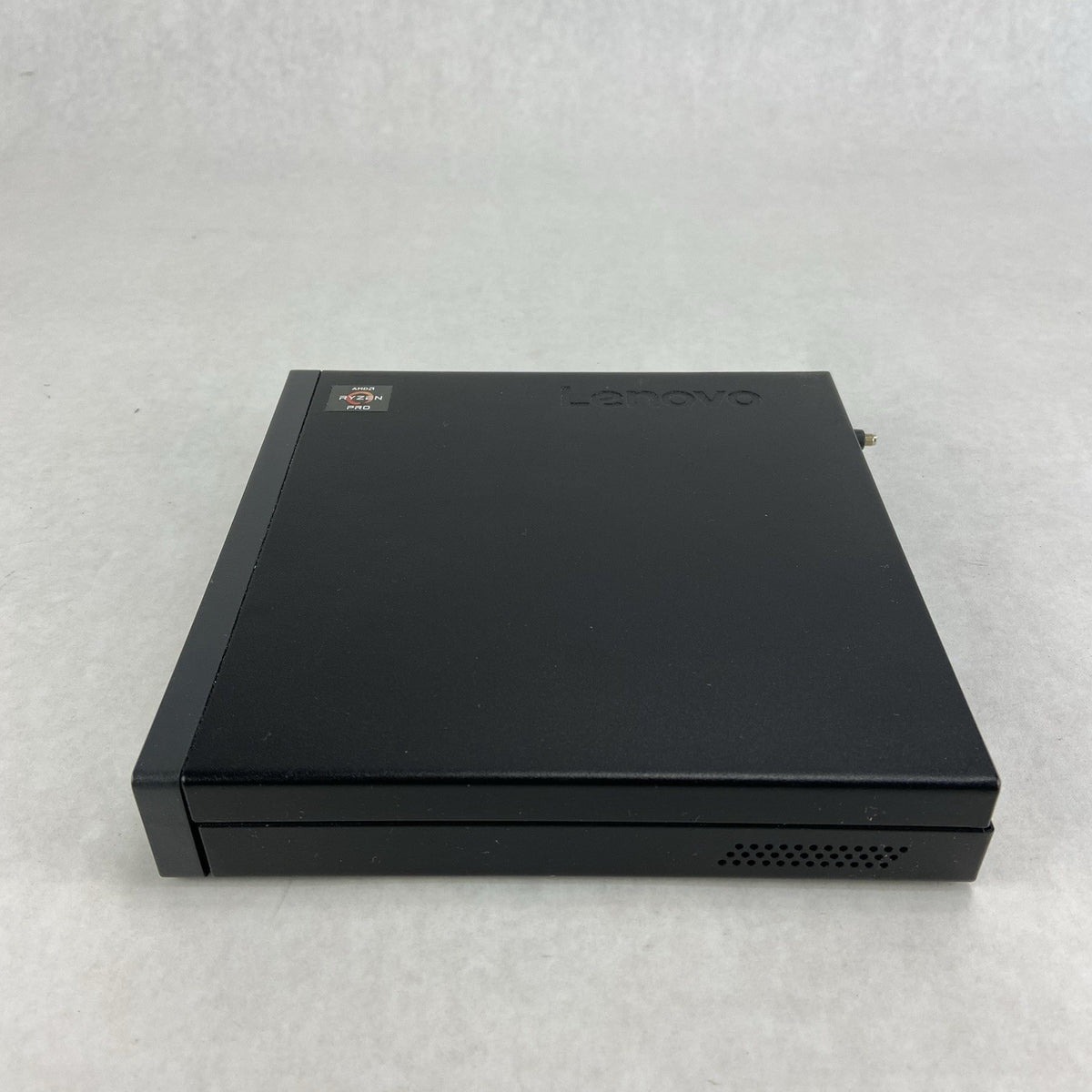 Lenovo Thinkcentre M75Q MFF AMD 5 Pro 3400GE 3.3GHz 8GB RAM No AC/HDD/OS7