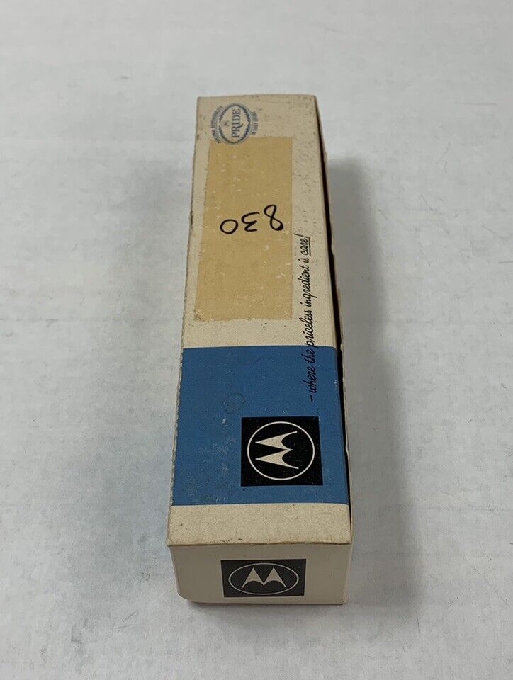 Motorola MC830P DTL Dual 4-Input NAND Gate Gold (Lot of 19)