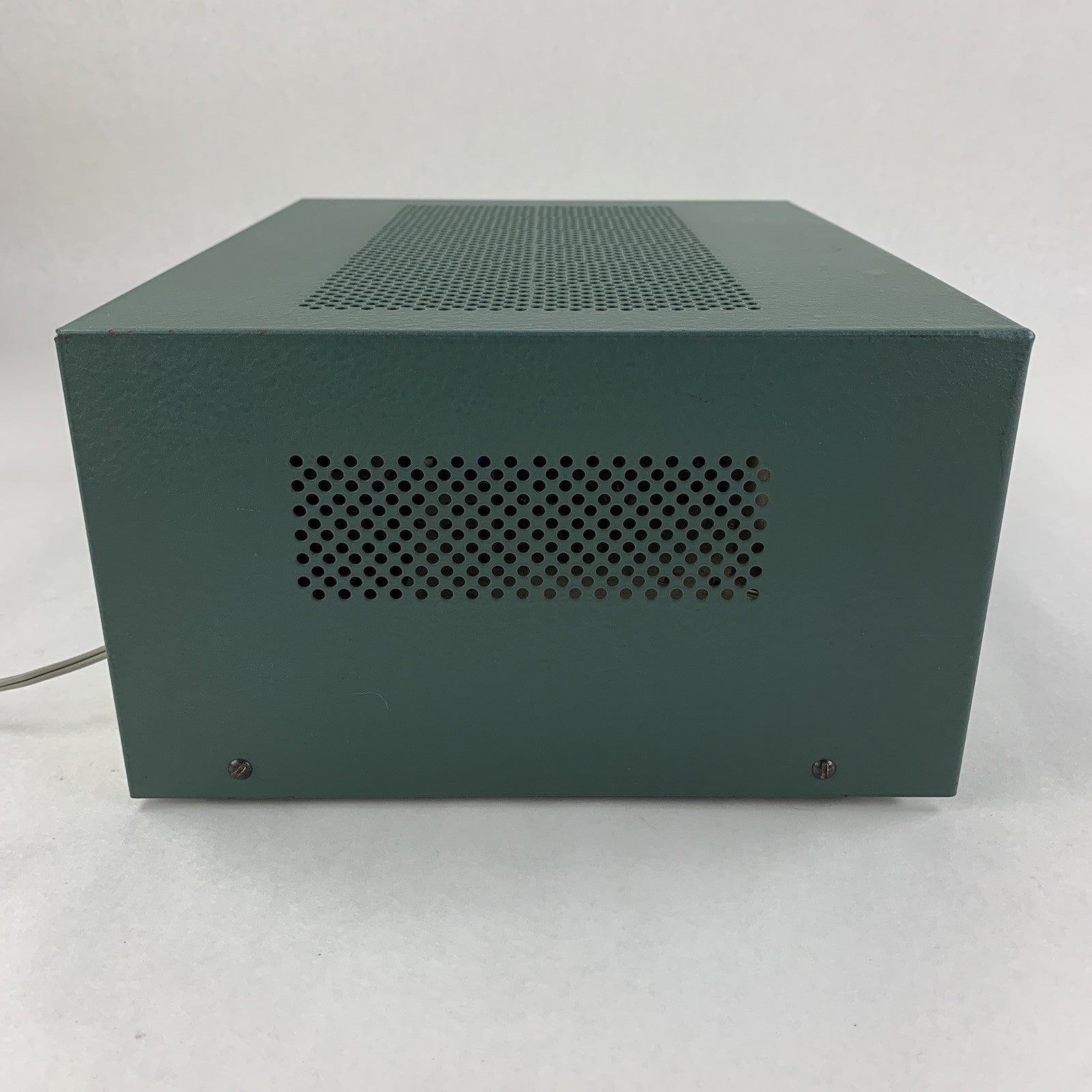 Heathkit HW-16 CW Transceiver  Powers On