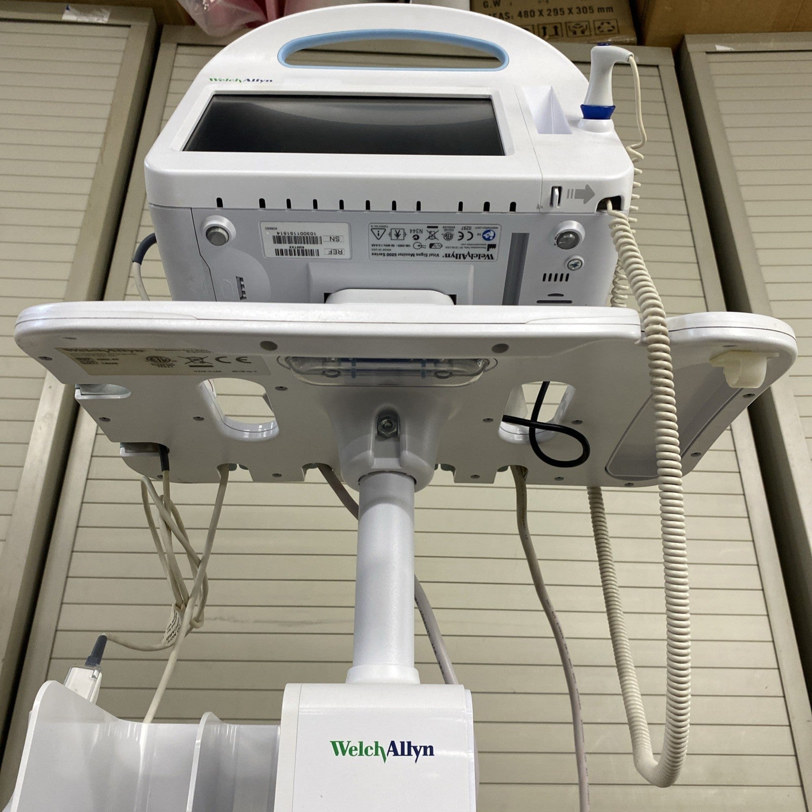 Welch Allyn 6000 Series Vital Sign Monitor 63MTXX w/ Mobile Stand 4800-6017