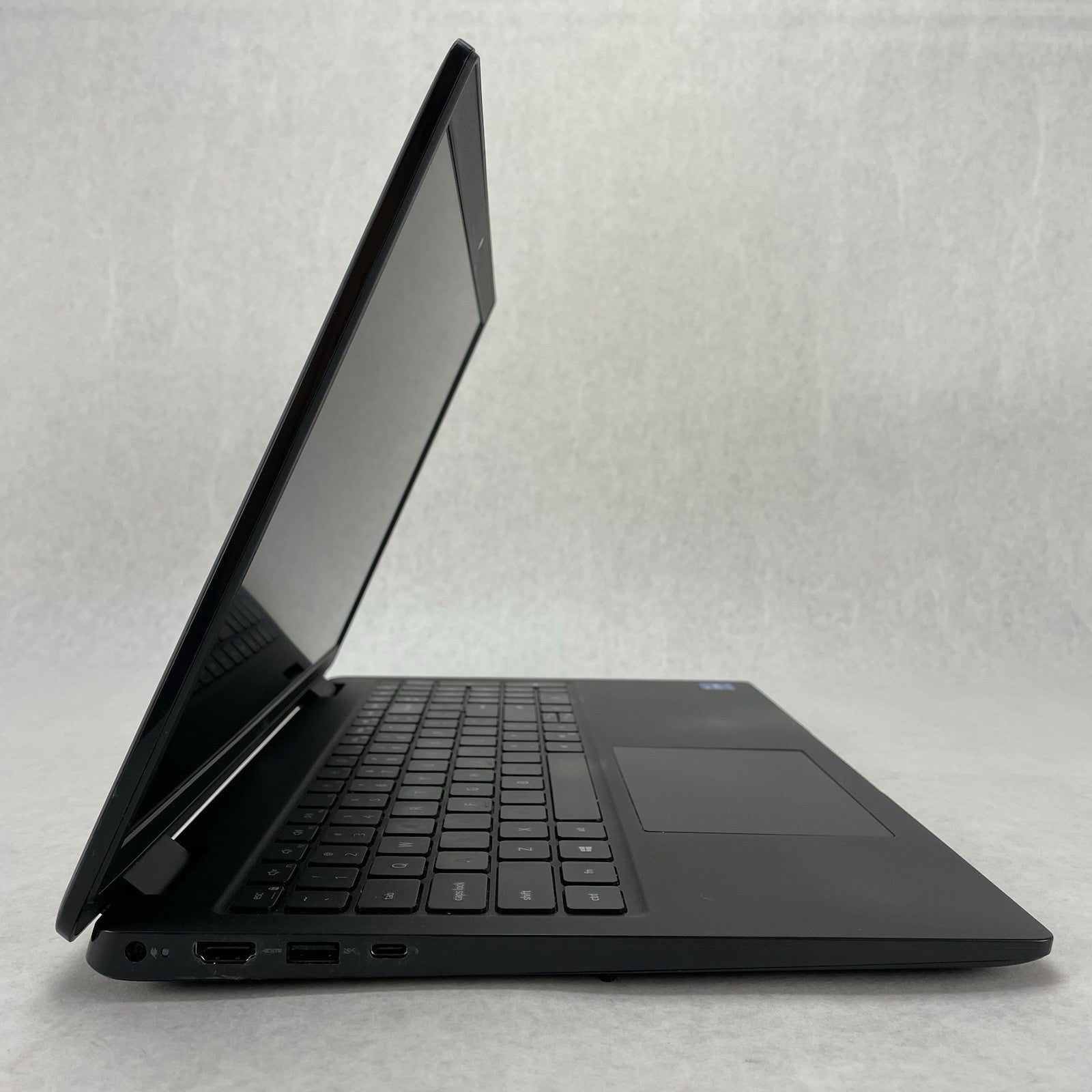 Dell Latitude 3520 15.6" i5-1135G7 2.40 Ghz 8 GB RAM No SSD/OS/AC6