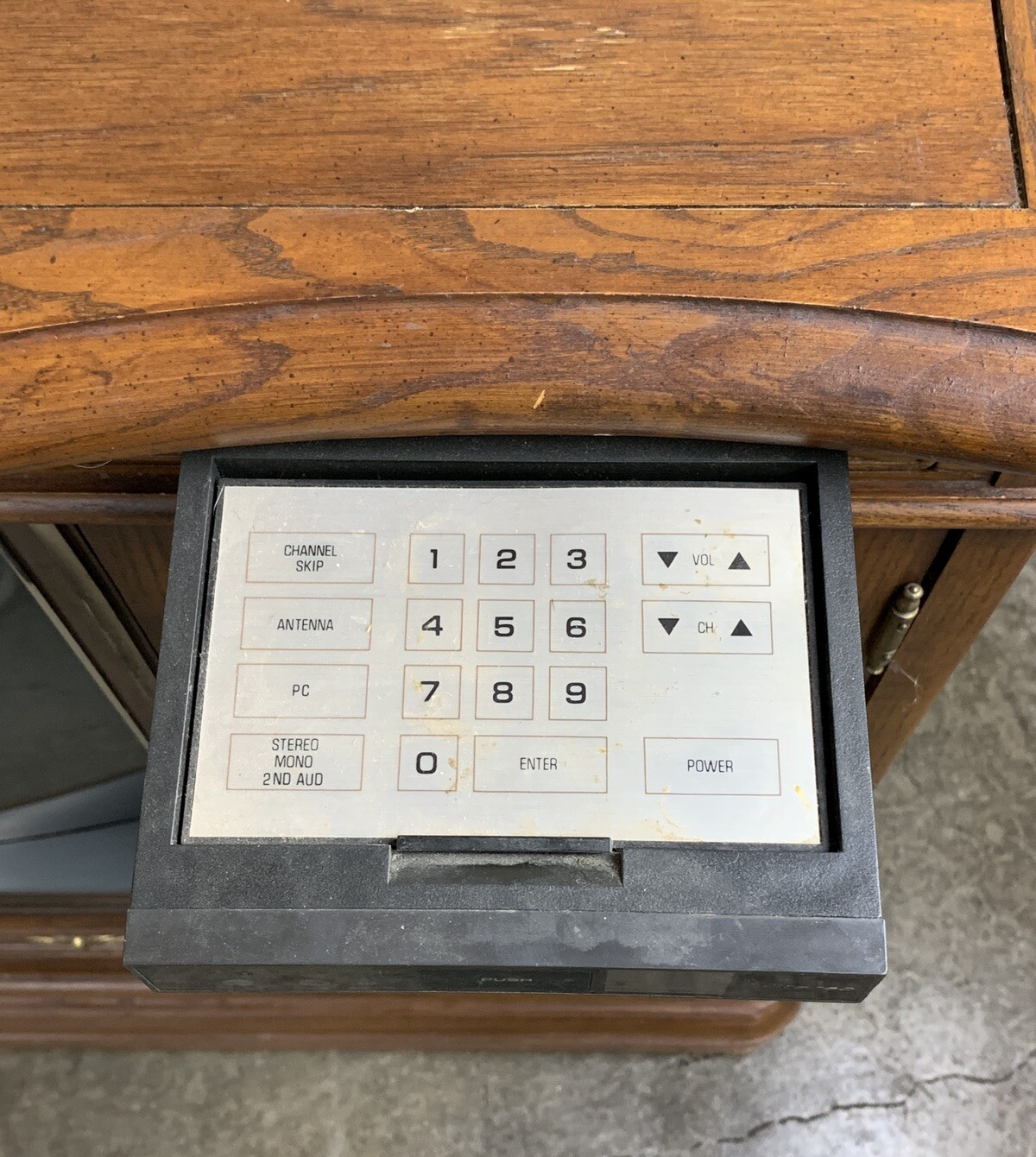 Zenith TV SB2777P 1985 Advanced System 3 Color Television Built in Speakers