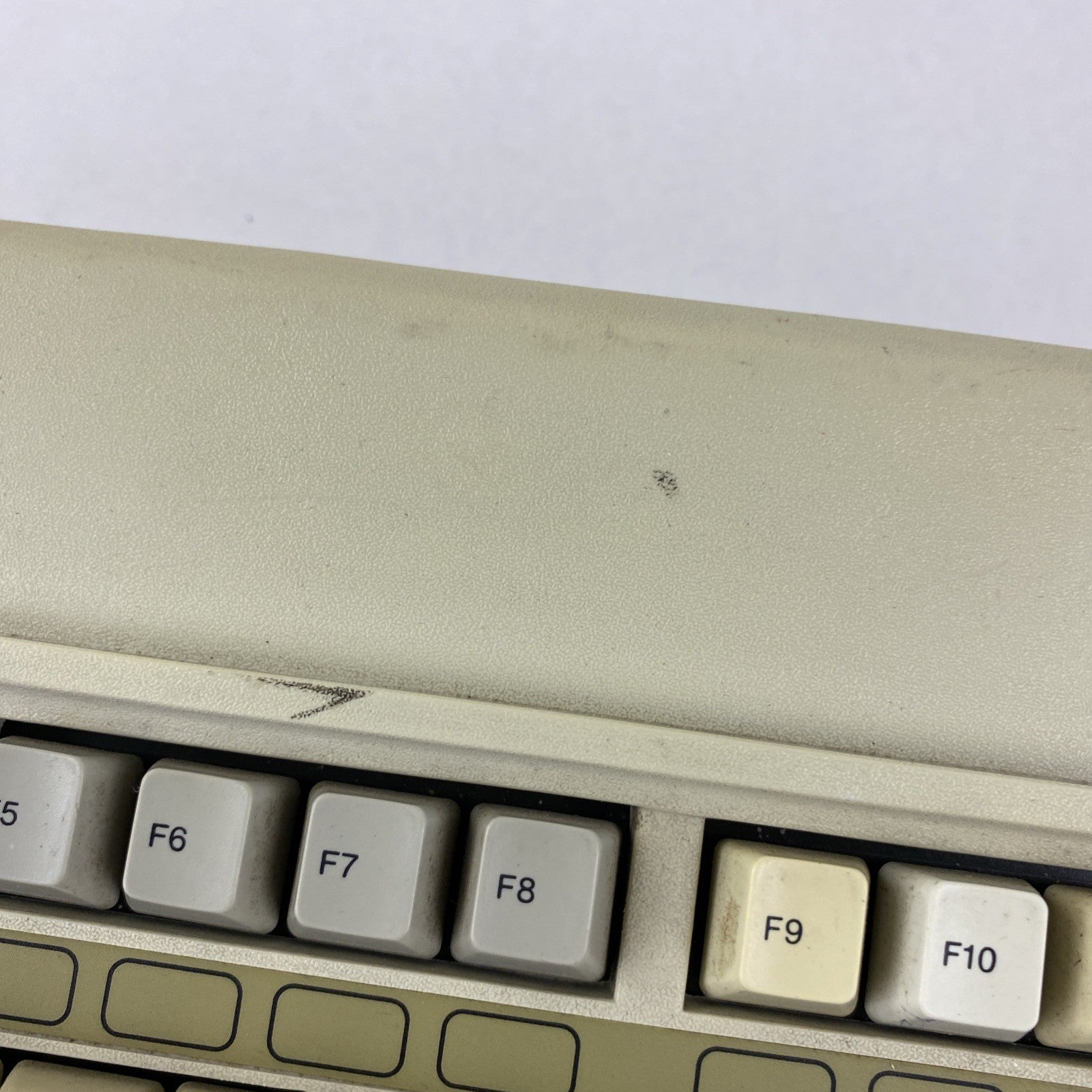 Vintage Focus Electronic FSQ4VYFK-555 Mechanical Keyboard -  Alps SKCM Switches5