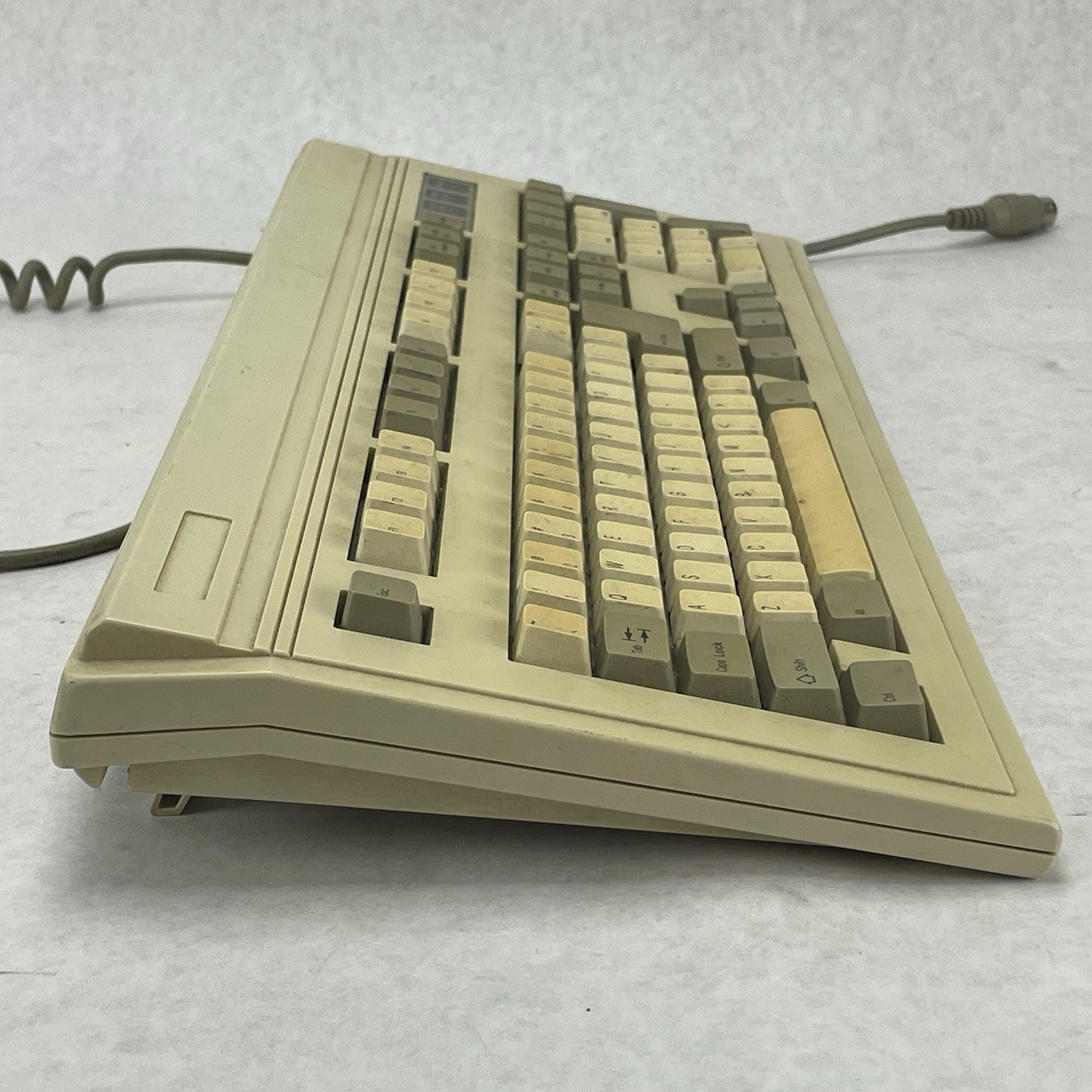 Acer 6311-KW "Acer Switch" Keyboard. Yellowed Tested5