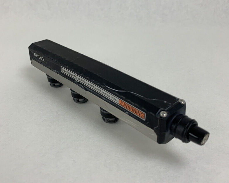 Keyence SJ-M030G HighPerformance Static Eliminator Cord Cut Parts or Repair