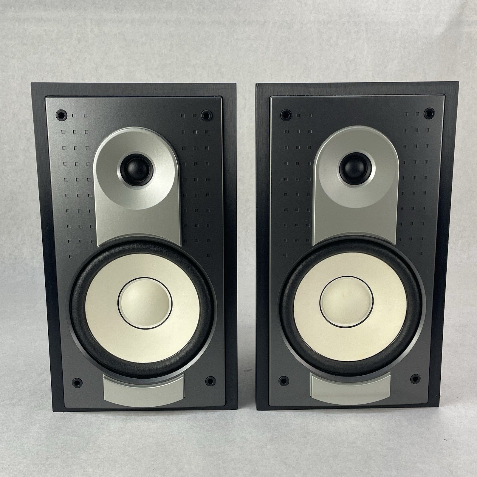 Yamaha NS-AP6500F Bookshelf Speakers Pair Tested2