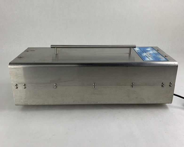 UV Pro 2700 E Industrial Crystal Air Ozone Generator 240V Untested
