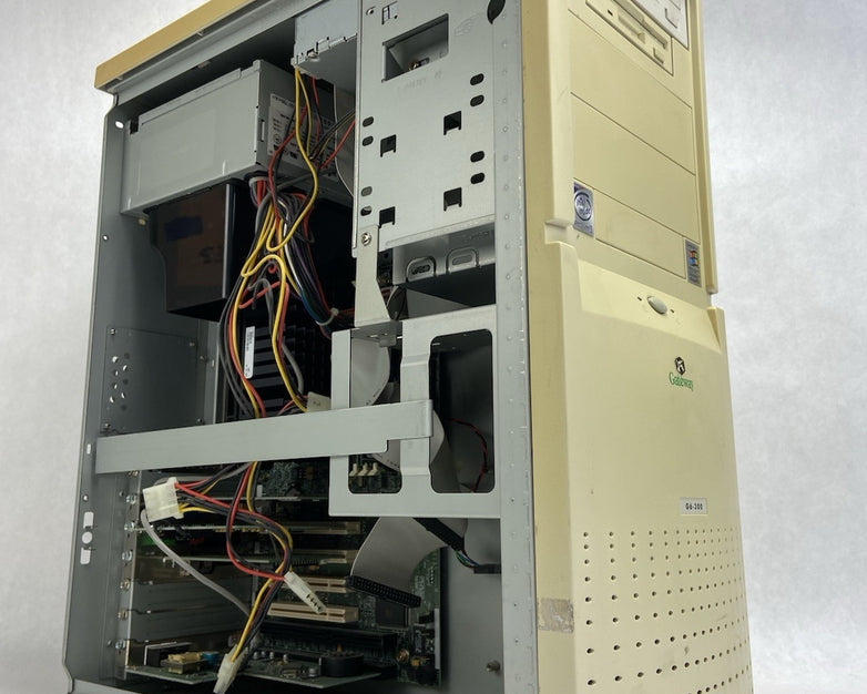 Gateway GP6-300 MT Intel Pentium II 300MHz 192MB RAM No HDD No OS