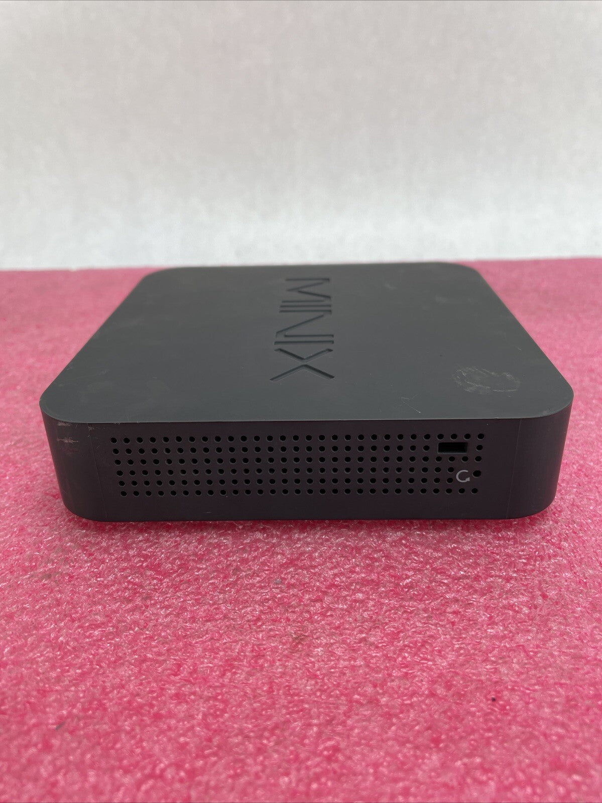 MINIX Neo J50C-85E Micro Intel Celeron J4125 2.00 GHz 8 GB RAM No HDD No OS