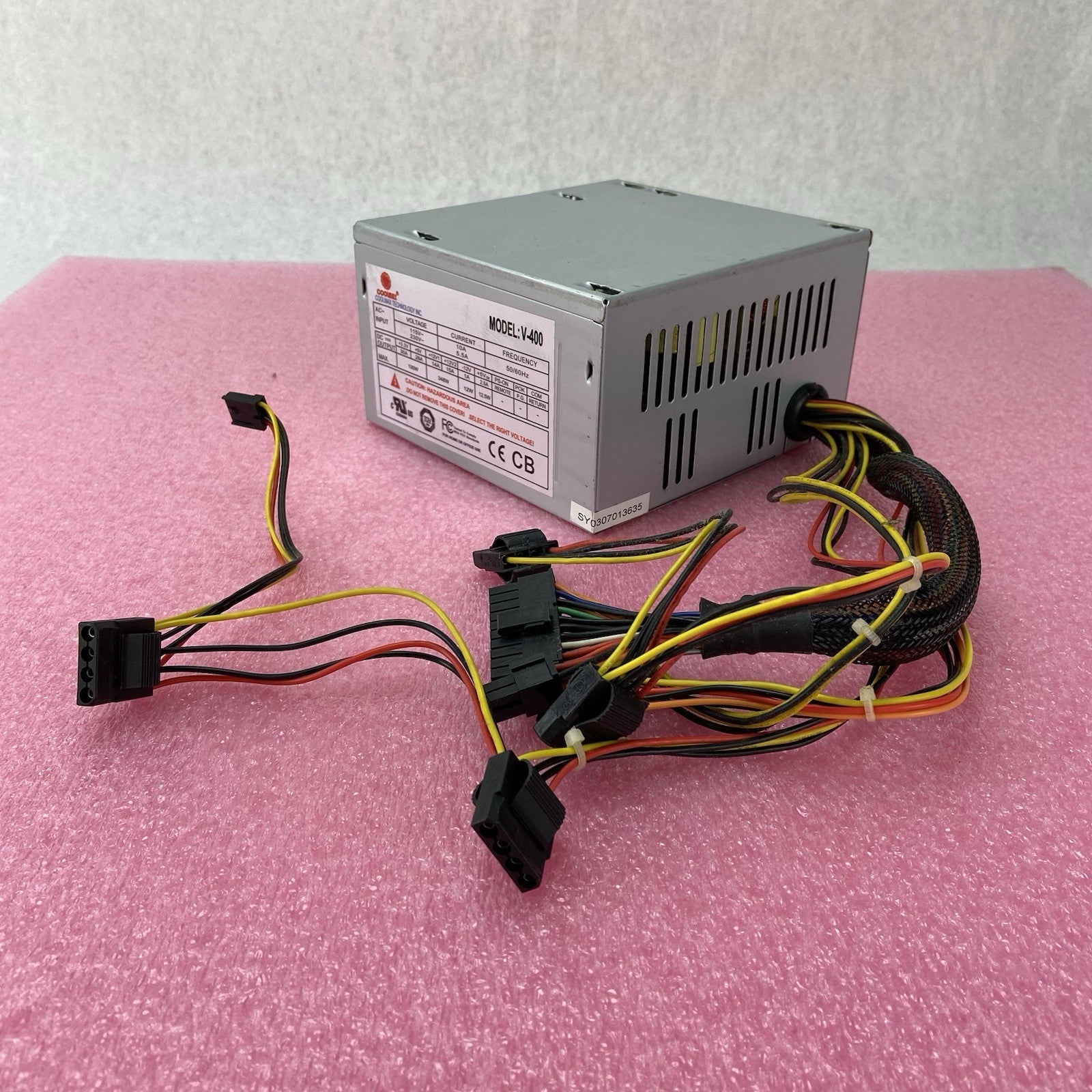 COOLMAX Technology V-400 400W Power Supply No PCIe Adaptor0