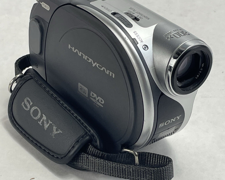Sony Handycam DCR-DVD105E Tested & Reset No Power Cord No Disc