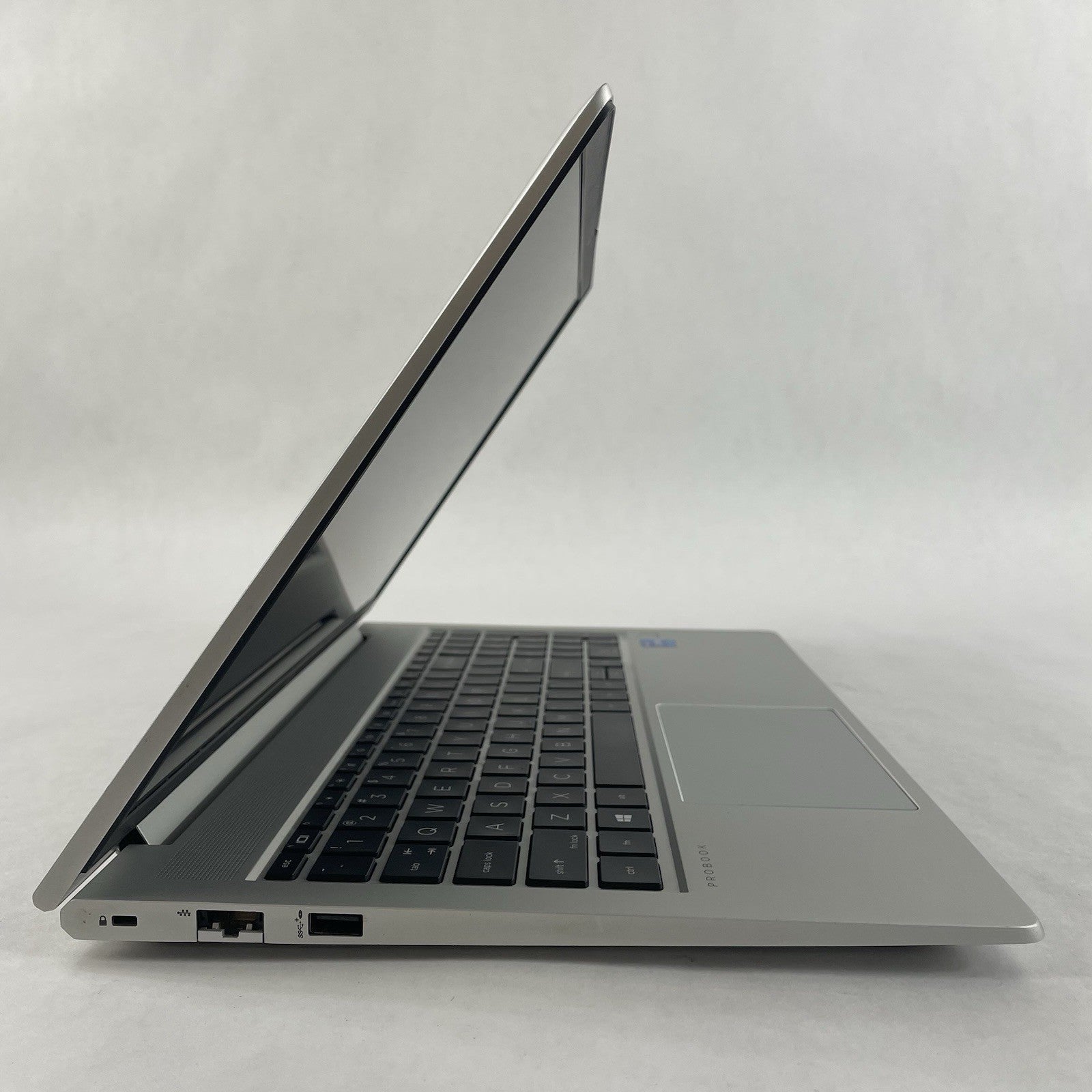 HP ProBook 450 G8 15.6" i5-1135G7 2.40 GHz 8 GB RAM Touchscreen No SSD/OS/AC6