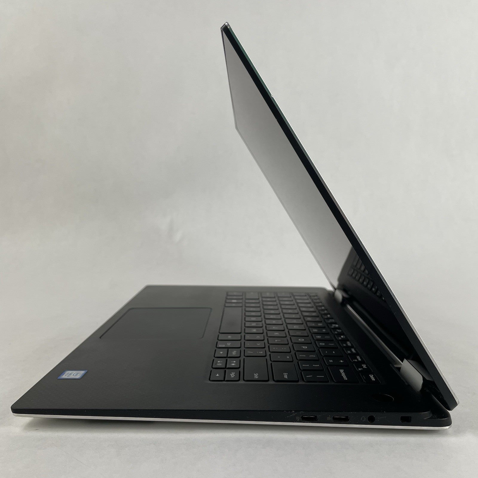 Dell XPS 15 9575 15.6" i5-8305G 2.80 GHz 8 GB RAM No SSD/OS/AC5