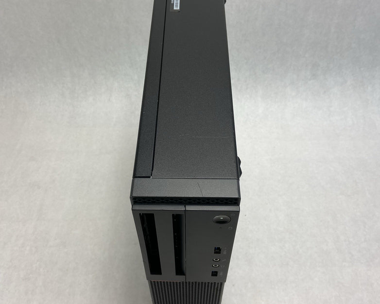 Lenovo ThinkCentre M900 SFF Intel Core i5-6500 3.2GHz 8GB RAM No HDD No OS
