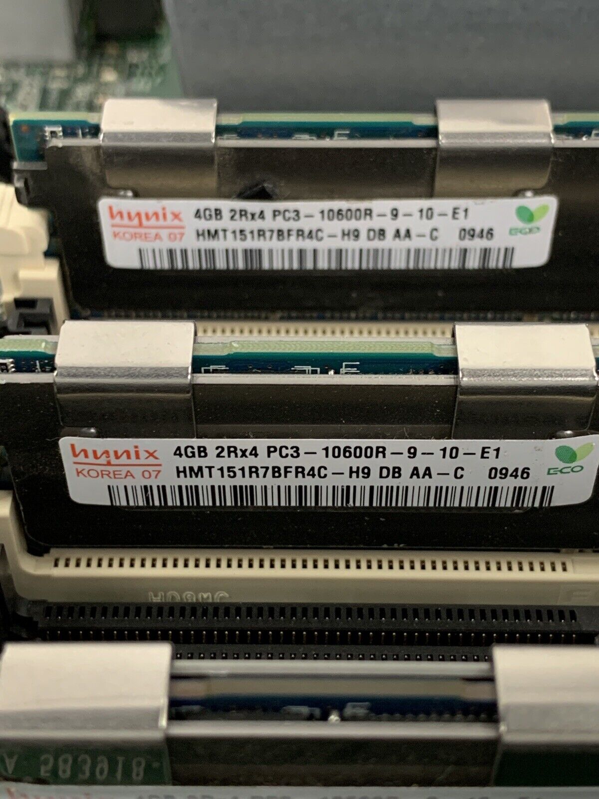 HP Proliant DL380 G7 Server 2x Intel Xeon E5660 2.8 GHz 24 GB RAM No OS No HDD