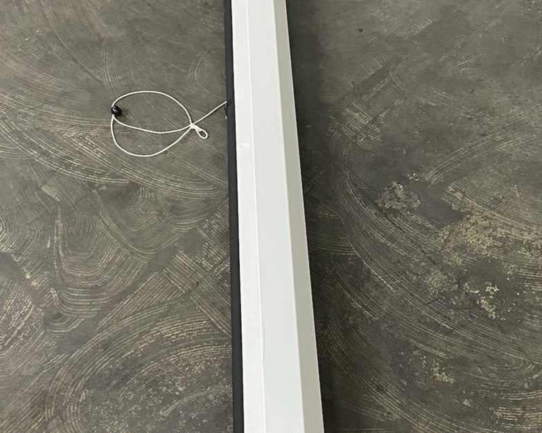 Da-Lite  Model C Manual Projection Screen 96" 16:10 - Tensioner Broken