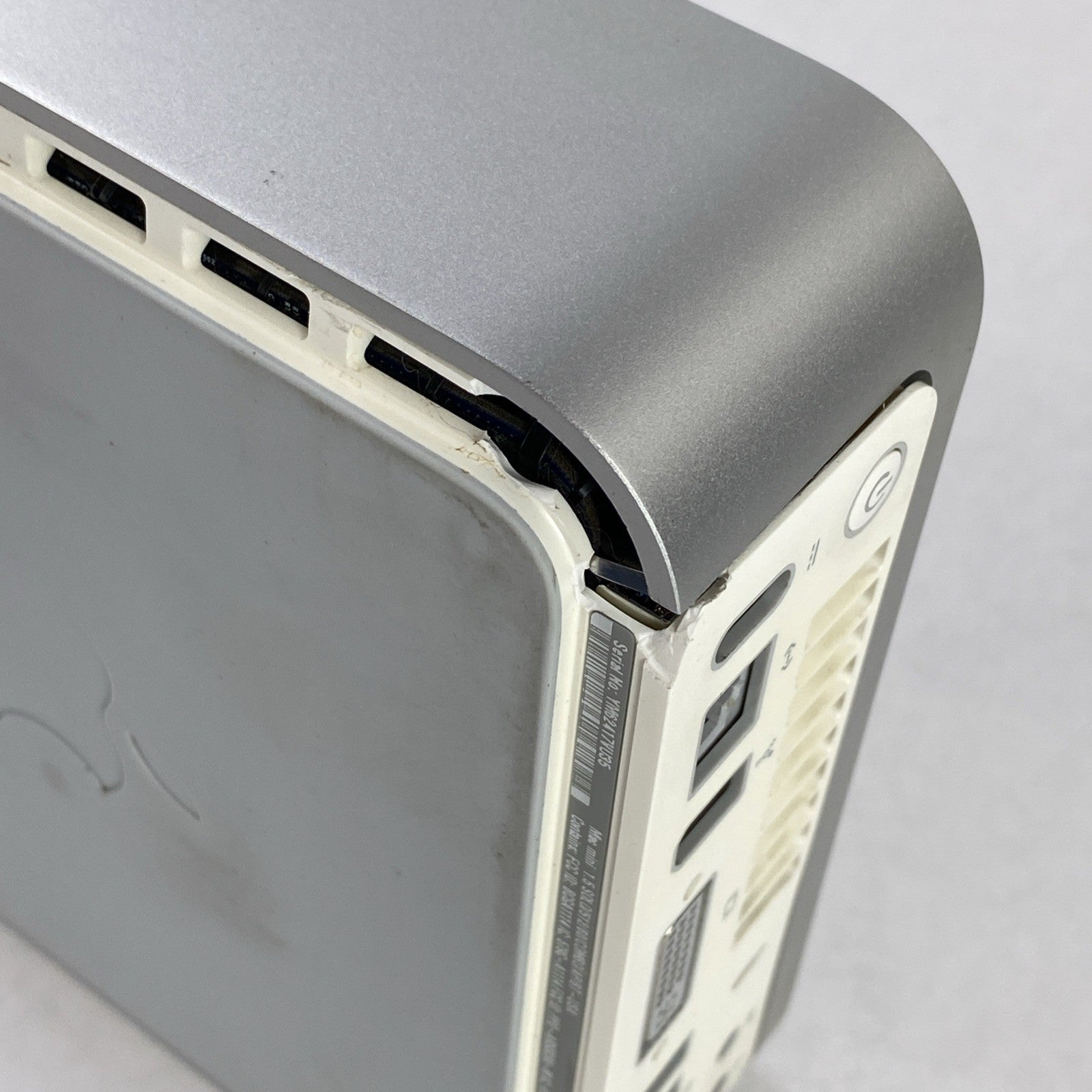 Apple Mac Mini A1176 2006 Core Solo T1200 1.5GHz 512MB RAM No HDD No OS No AC11