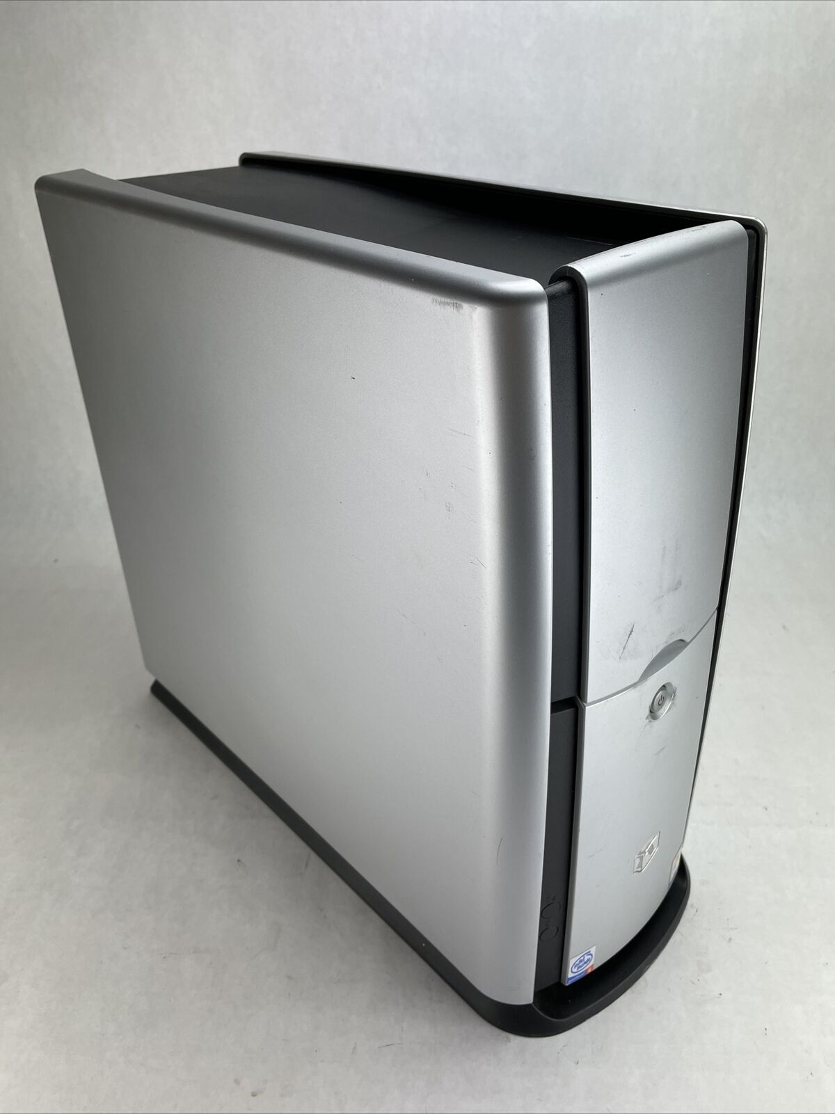 Gateway E-4000 MT Intel Pentium 4 2GHz 1GB RAM No HDD No OS