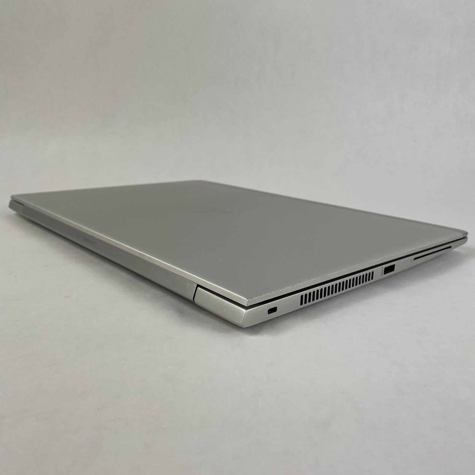 HP EliteBook 850 G6 15.6" i5-8365U 1.60 GHz 8 GB RAM No SSD/OS/AC/Batt - Corner12