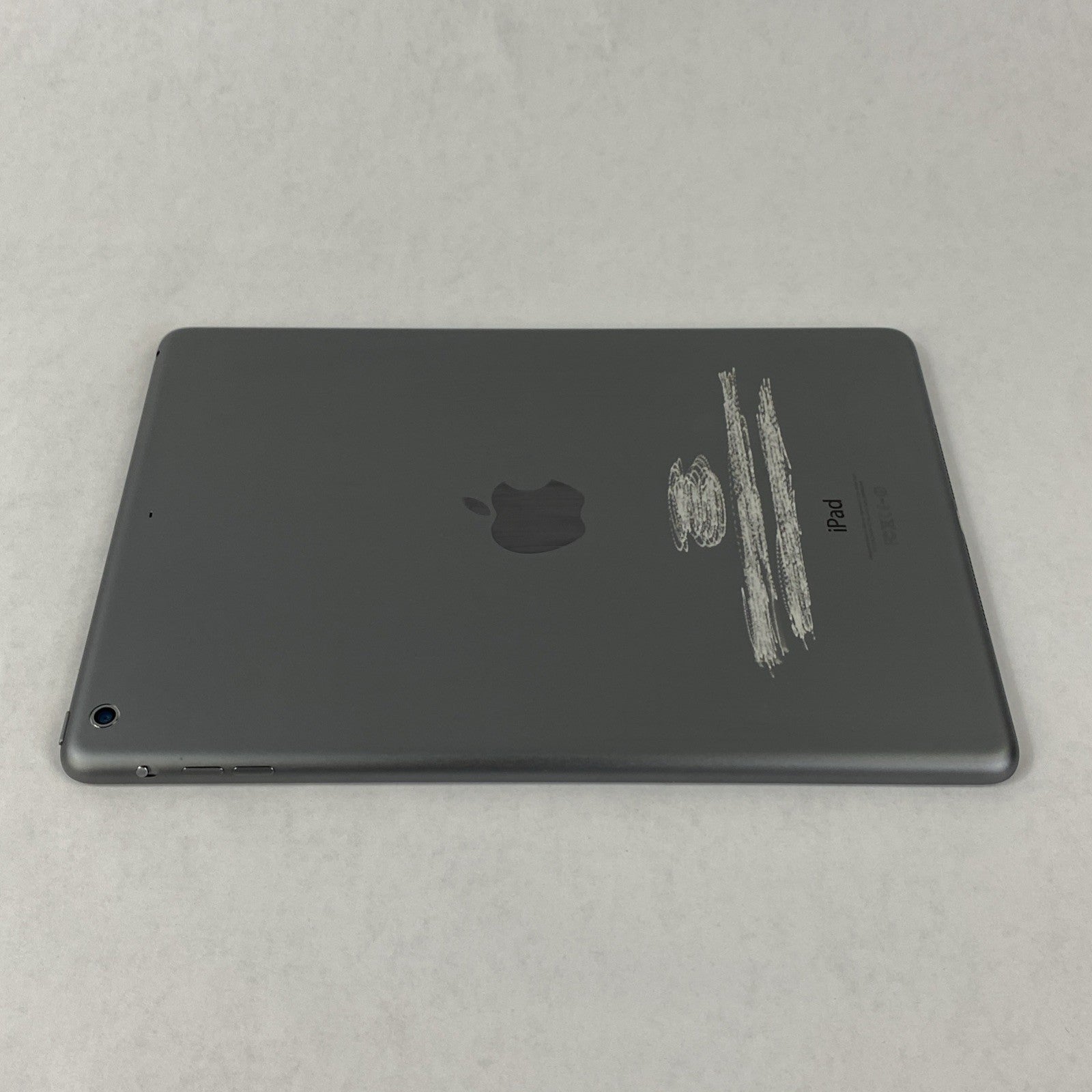 Apple iPad Air 1st Gen A1474 16GB Wi-Fi 9.7" Space Gray IOS 12.5.815