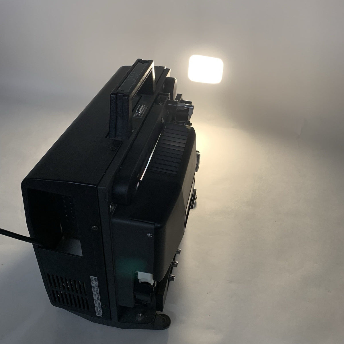 Bell Howell Eiki BHA 16mm Motion Picture Projector - Tested3