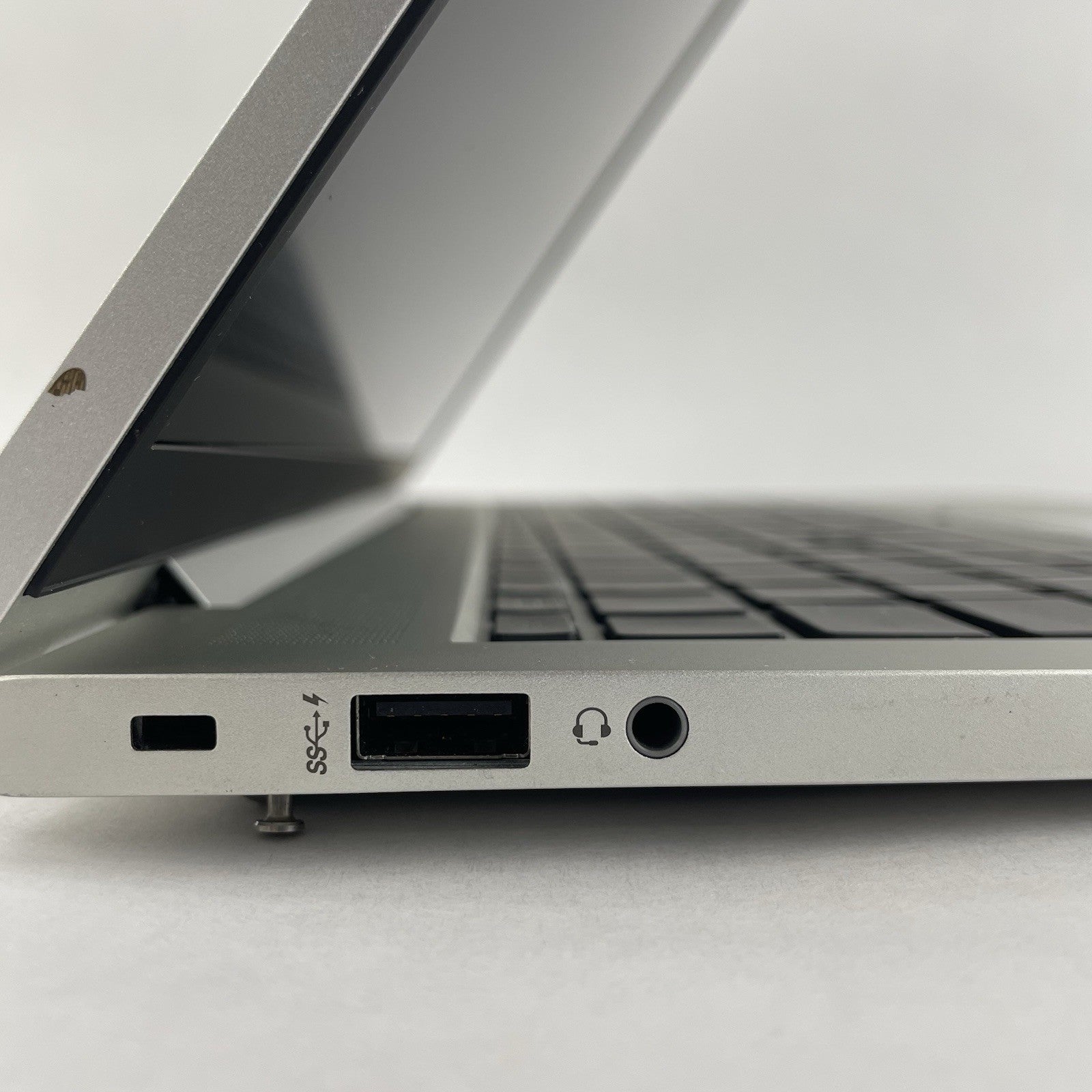 HP EliteBook 850 G8 15.6" i7-1185G7 3.00 GHz 8 GB RAM No SSD/OS/AC/Batt4