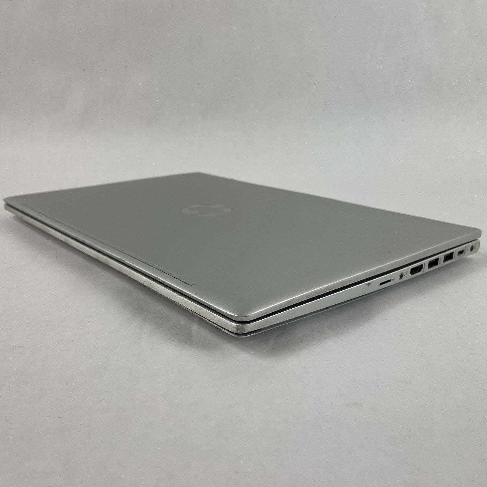 HP ProBook 450 G8 15.6" i5-1135G7 2.40 GHz 8 GB RAM No SSD/OS/AC - Dented10