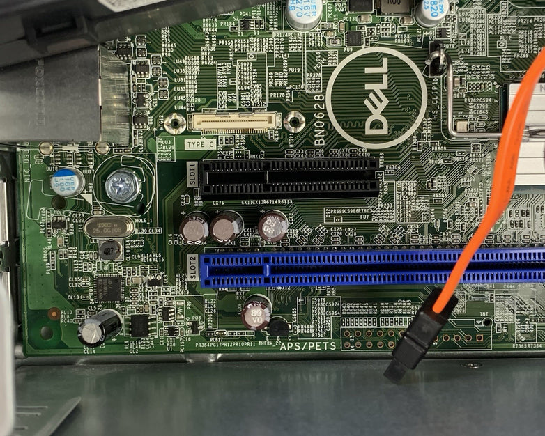 Dell OptiPlex 7070 SFF Core i5-9500 3.00 GHz 1x 4 GB Ram No OS No HDD