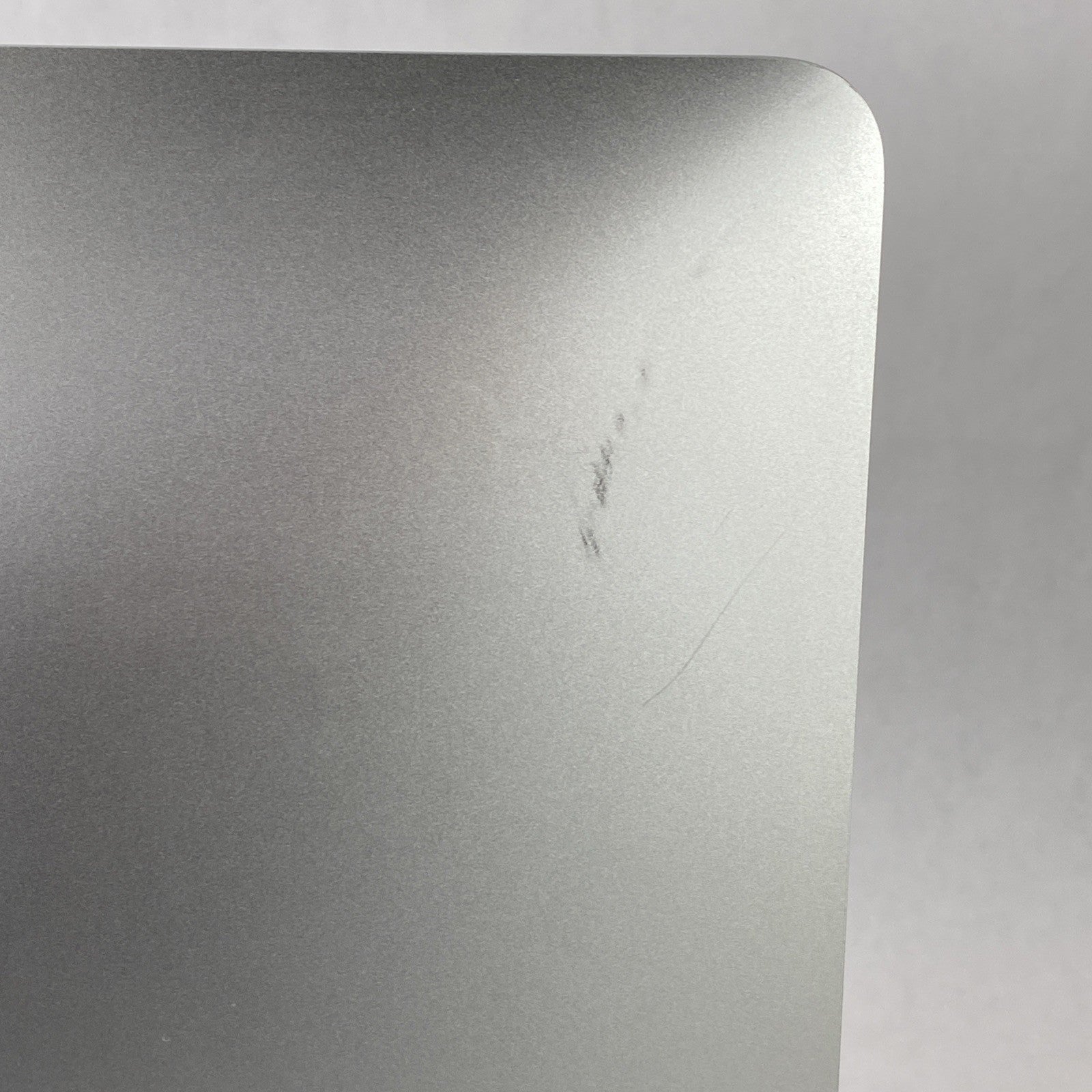 Apple A1418 iMac 21.5" 2013 2.7GHz Core i5 8GB RAM 500GB SSD macOS 10.15.7