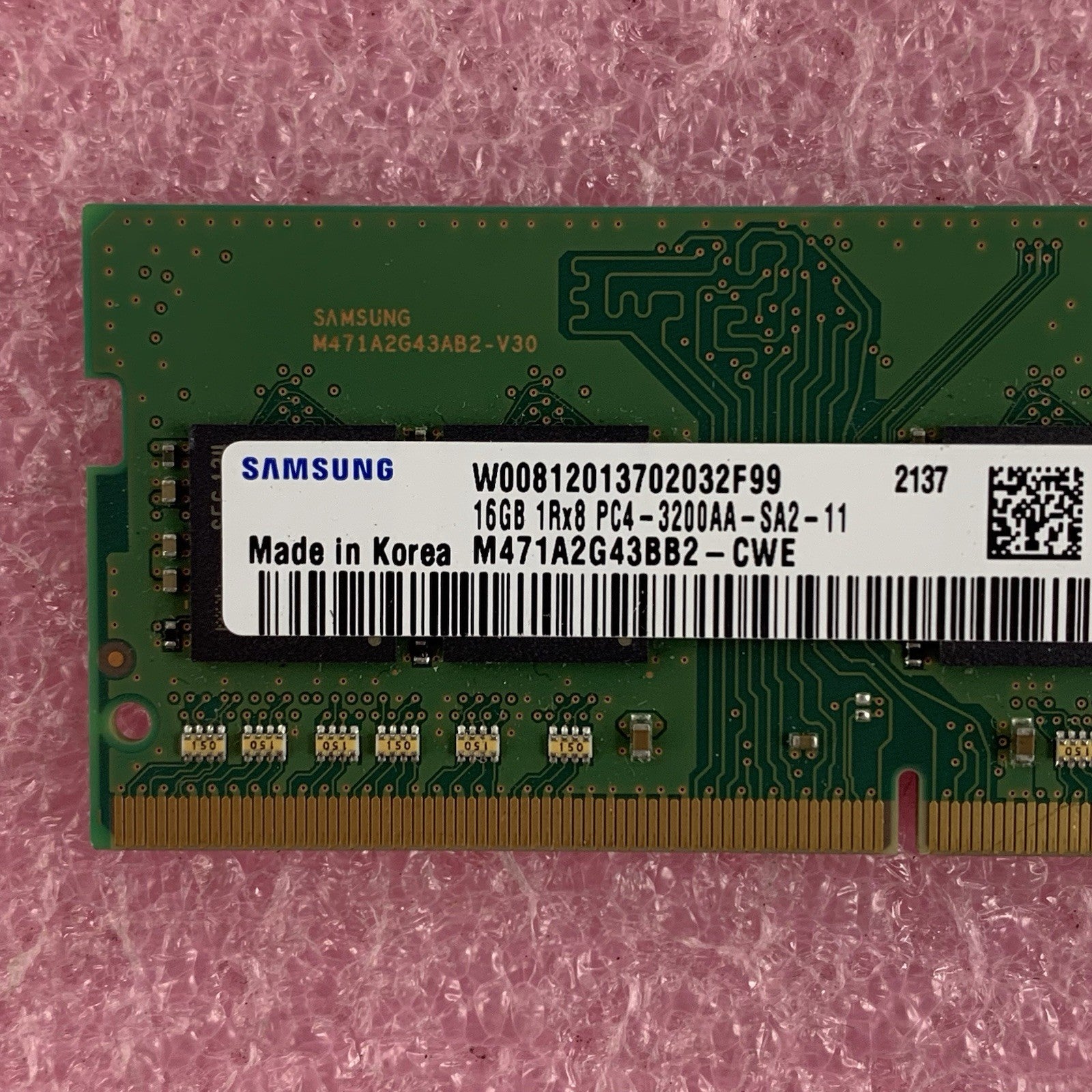 Samsung M471A2G43BB2-CWE 16 GB 1Rx8 PC4-3200AA Laptop Memory Ram2