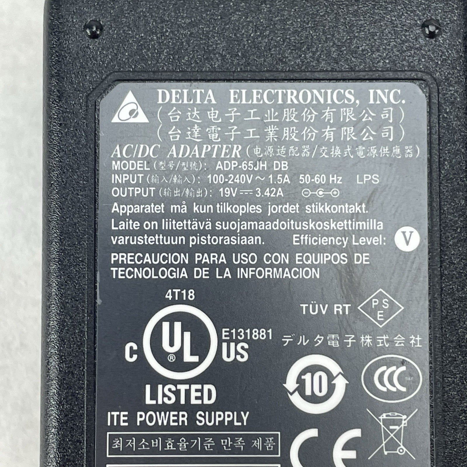 Delta Electronics ADP-65JH DB Power Adapter  19VDC 3.42A Lot of 65