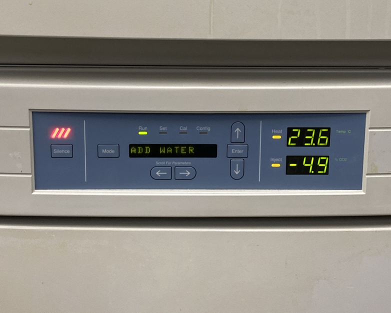 Forma Scientific 3110 Dual Stacked Water Jacketed CO2 Incubators