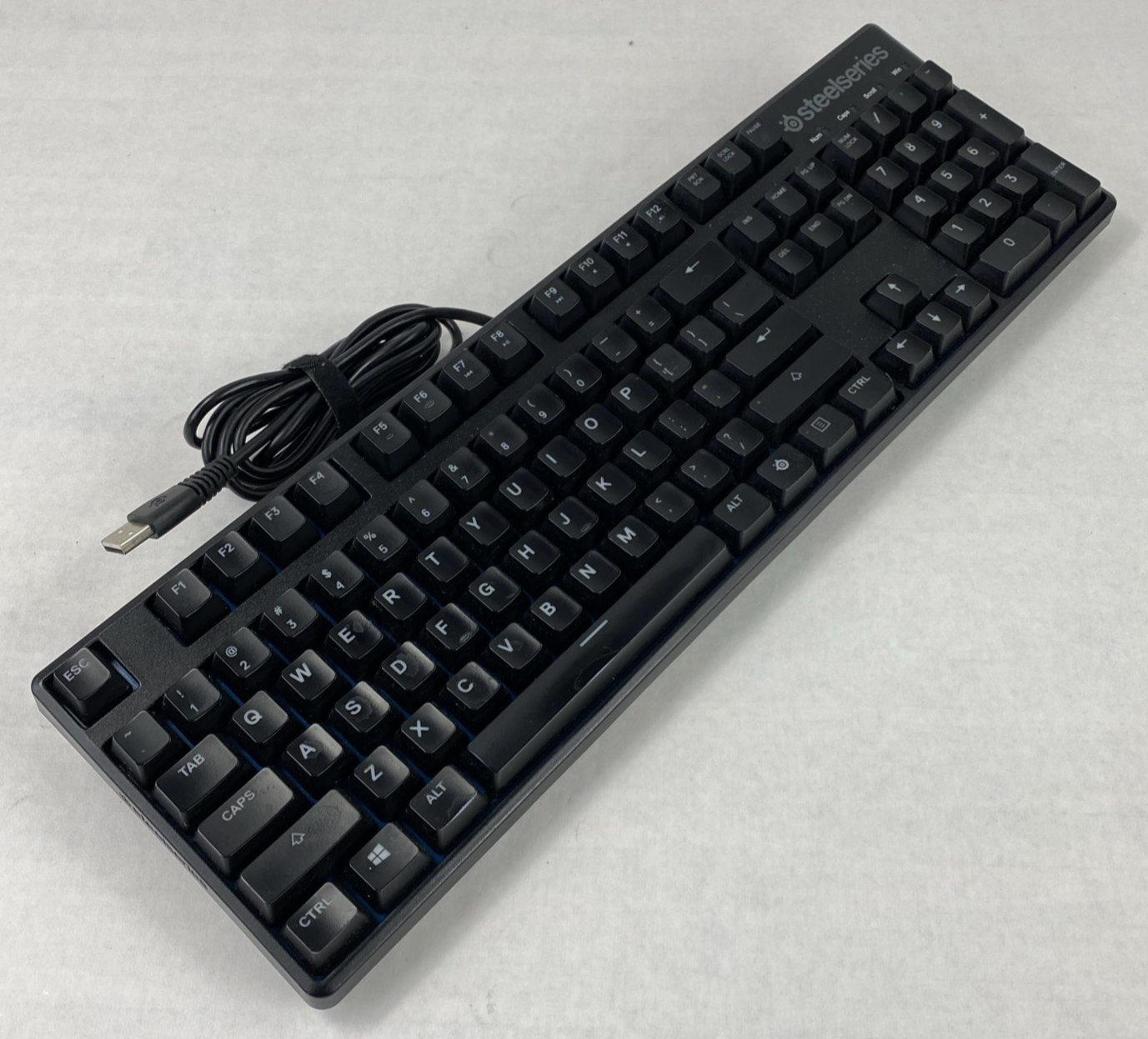 SteelSeries Apex M400 KB-00005 USB Wired Gaming Keyboard Tested