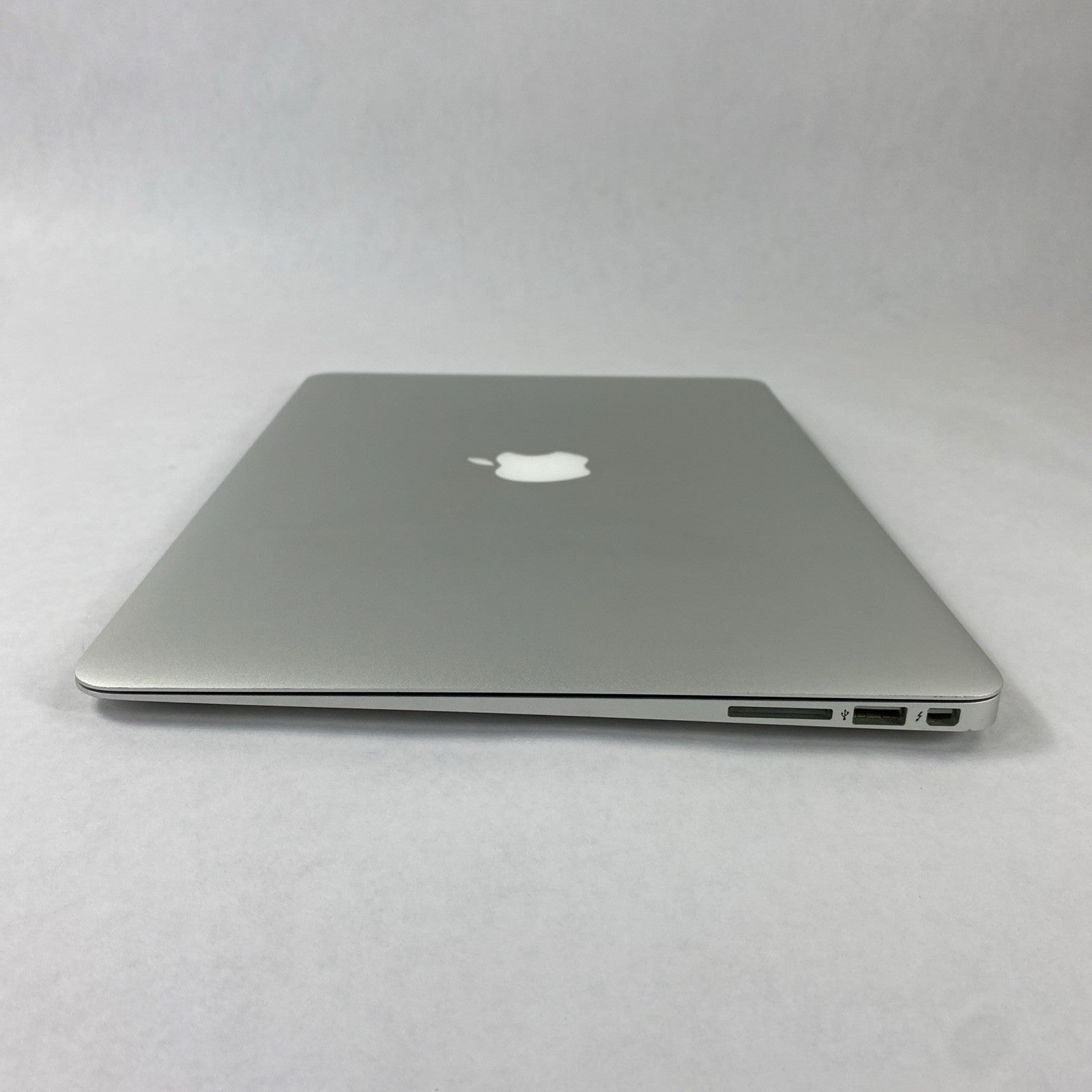 Apple MacBook Air A1466 2013 13" 1.3GHz i5 8GB RAM 120GB SSD os11.7.1 596 Cycles