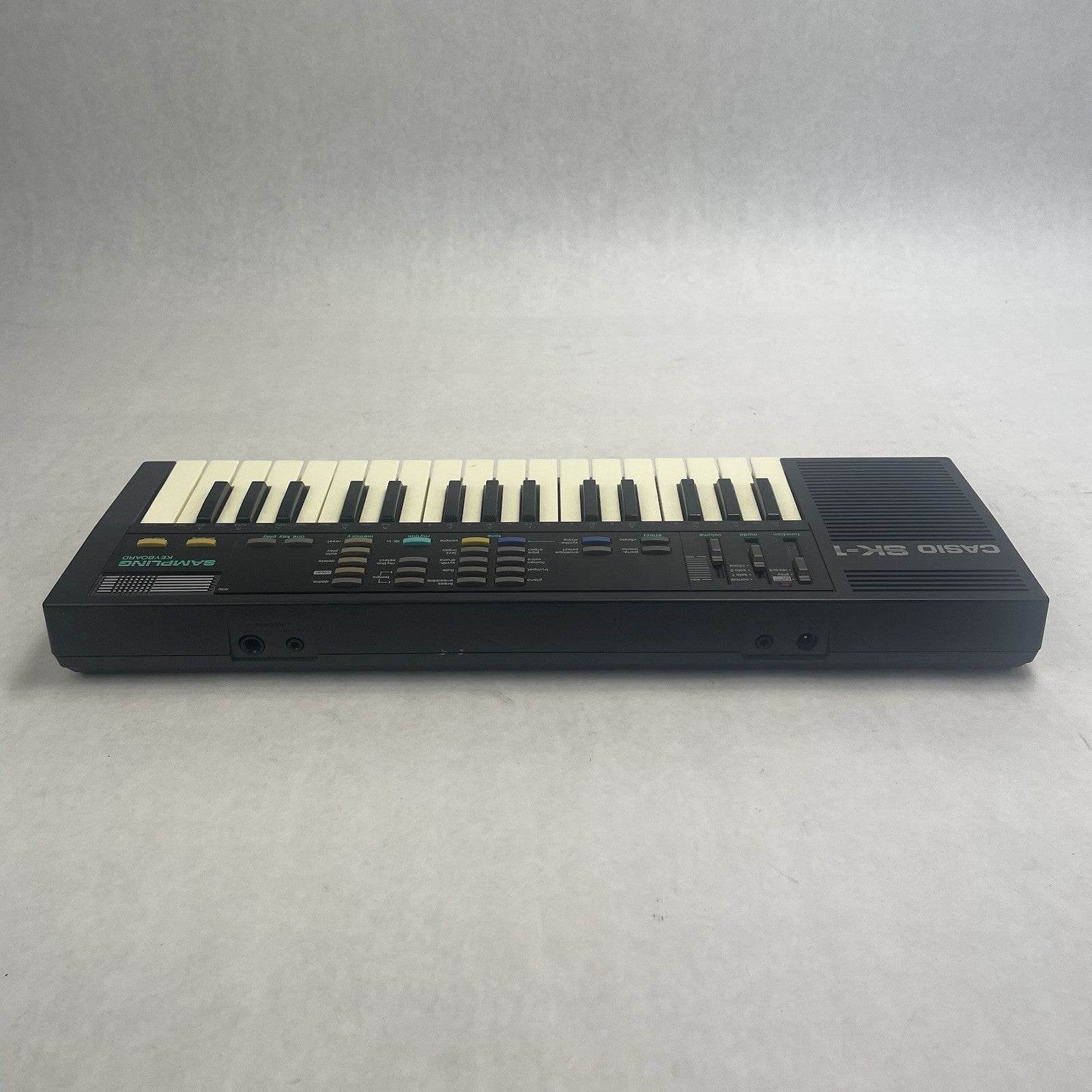 Casio SK-1 Portable 32 Key Sampling Keyboard8