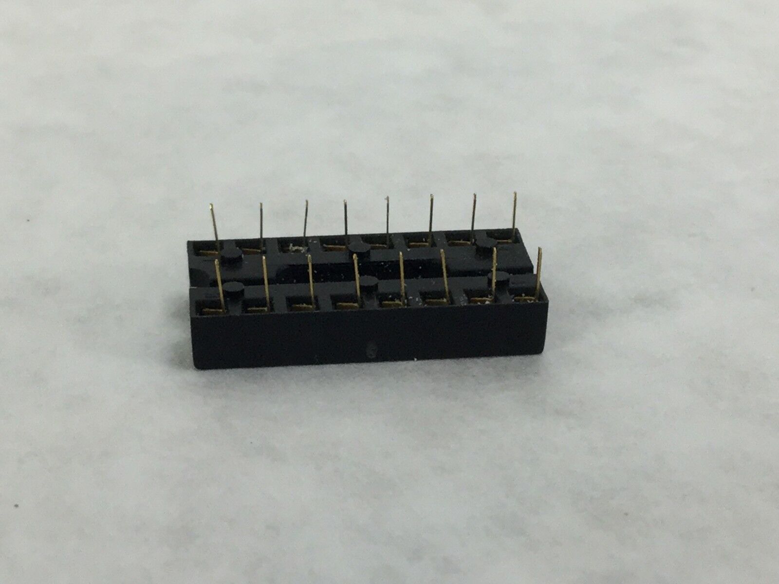Amphenol 821-20011-164 16 Pin (Lot of 20)
