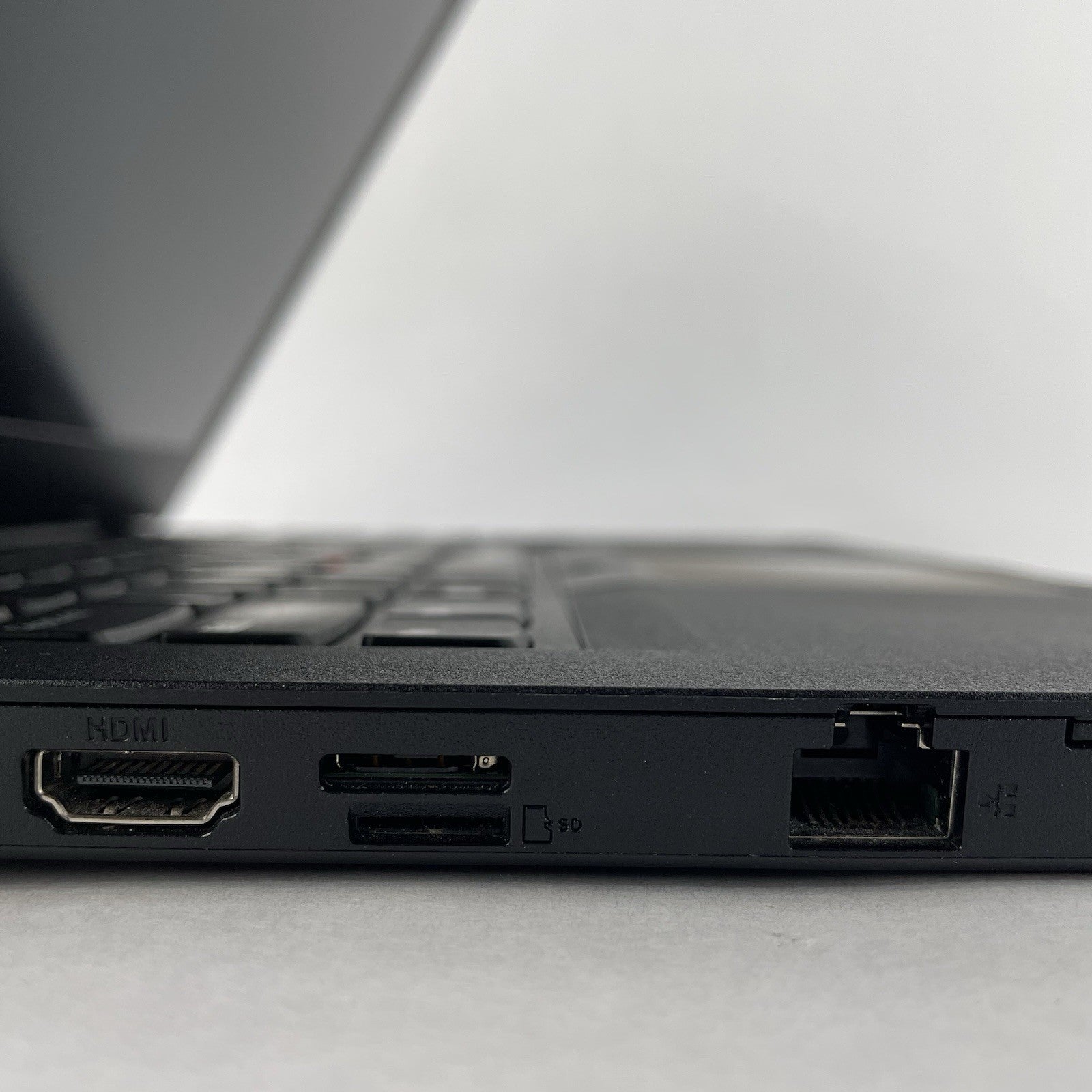 Lenovo ThinkPad L490 14" i5-8250U 1.60 GHz 8 GB RAM No SSD/OS -  Bad Corner5