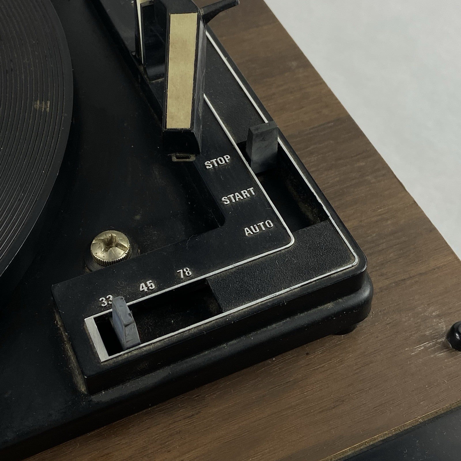Sears 400.91712 700 AM/FM Stereo 8 Track Turntable Music System6