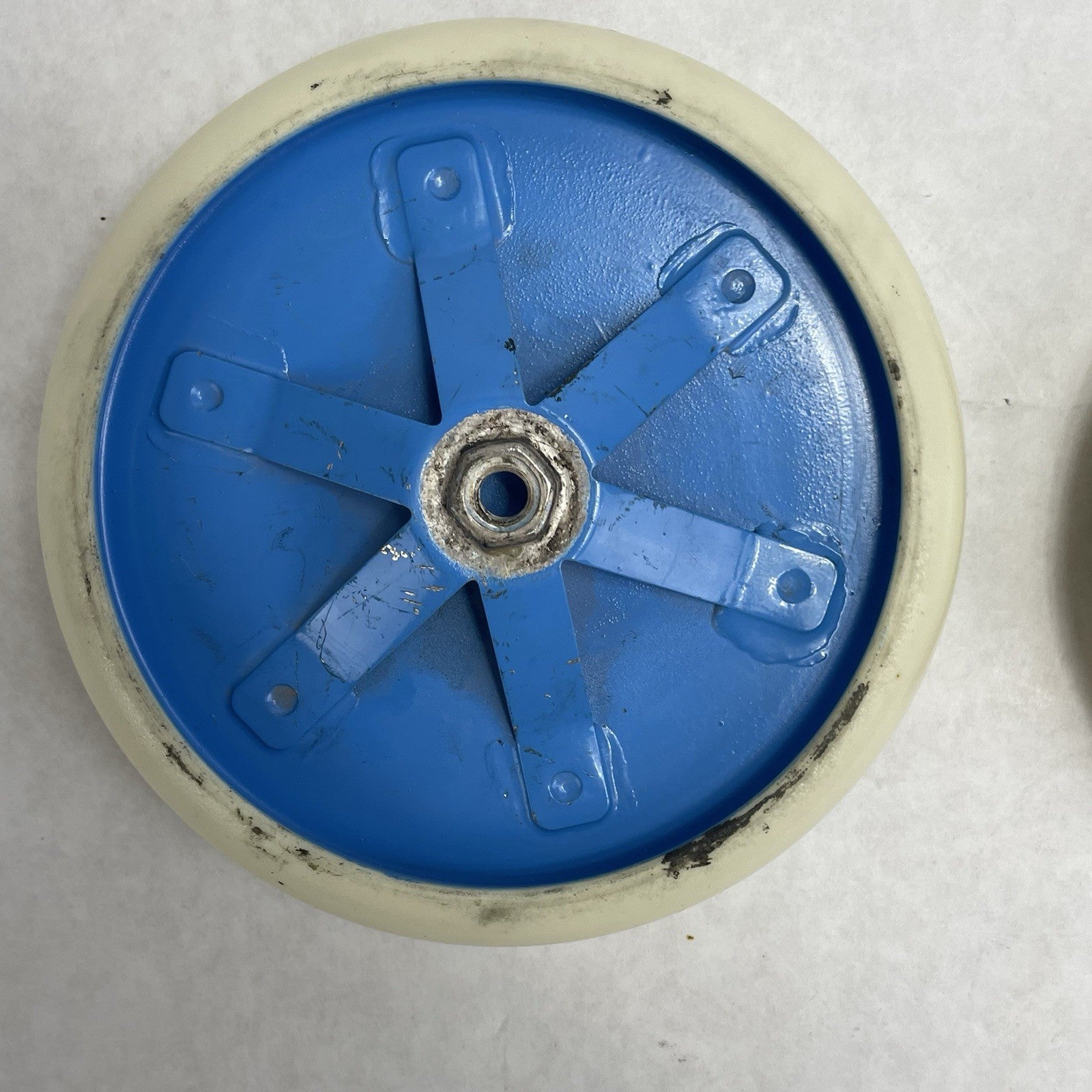 1 Piece Draloric PE 140 High Voltage Capacitors 15kVp 100pF ±20%