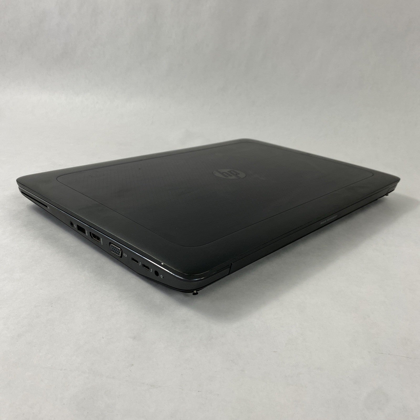 HP ZBook 17 G3 Intel Xeon E3 1535M V5 2.9GHz 16GB RAM 17.3" No SSD/OS/AC/Batt15
