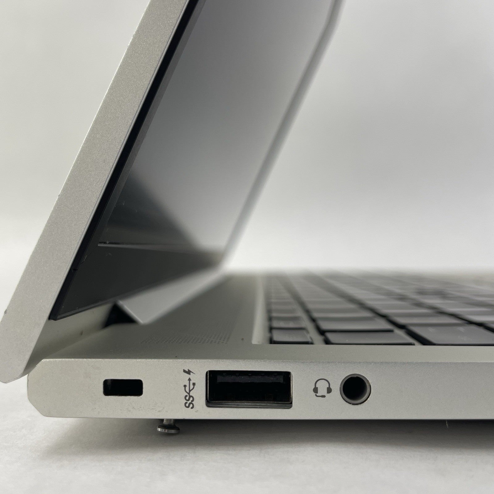 HP EliteBook 850 G7 15.6" i5-10210U 1.60 GHz 8 GB RAM No SSD/OS/AC - Bad Edge5