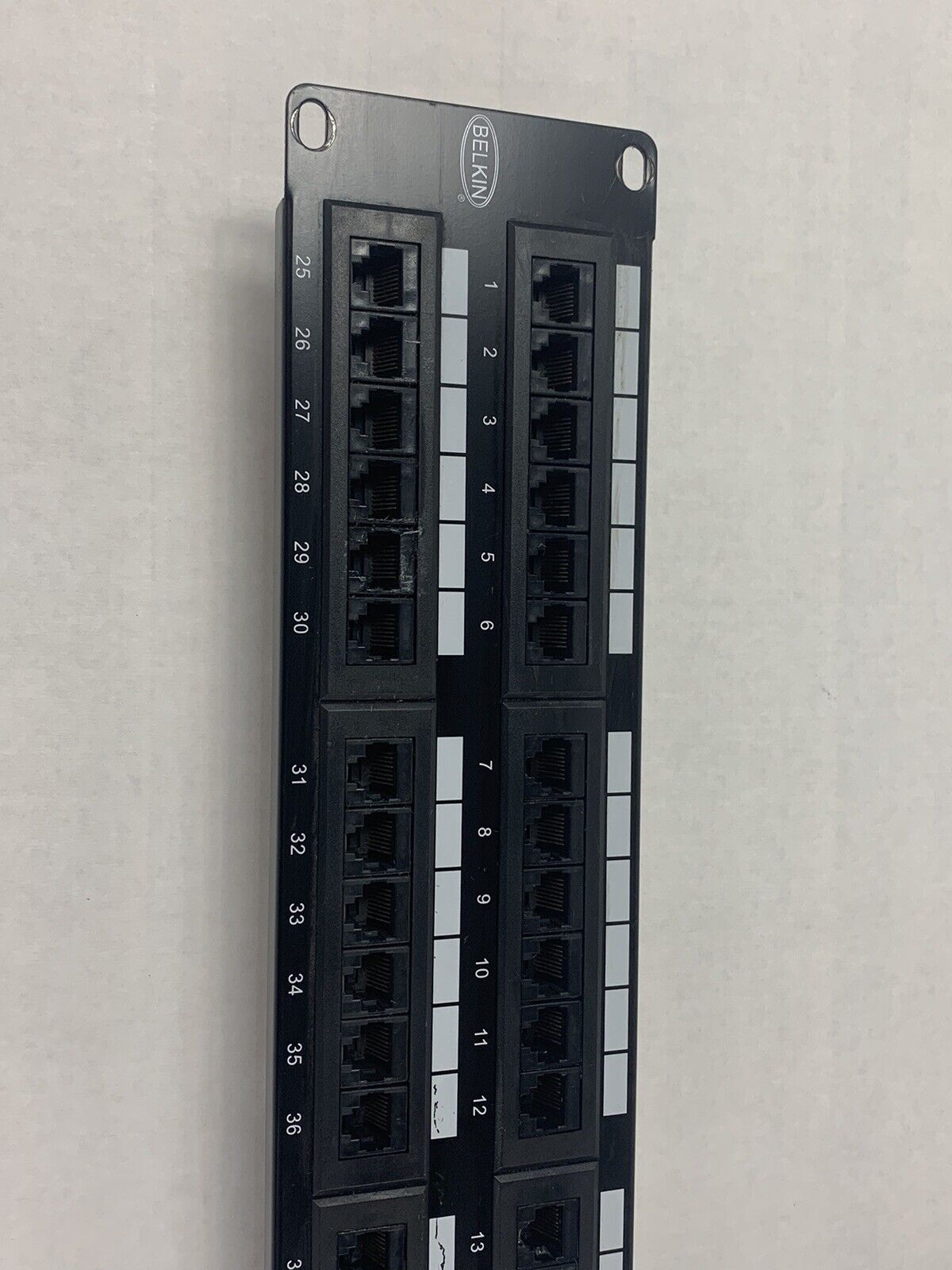Belkin CAT5 Patch Panel Belkin 1R72 Wiring T568A&B E178881, 48 Port Panel