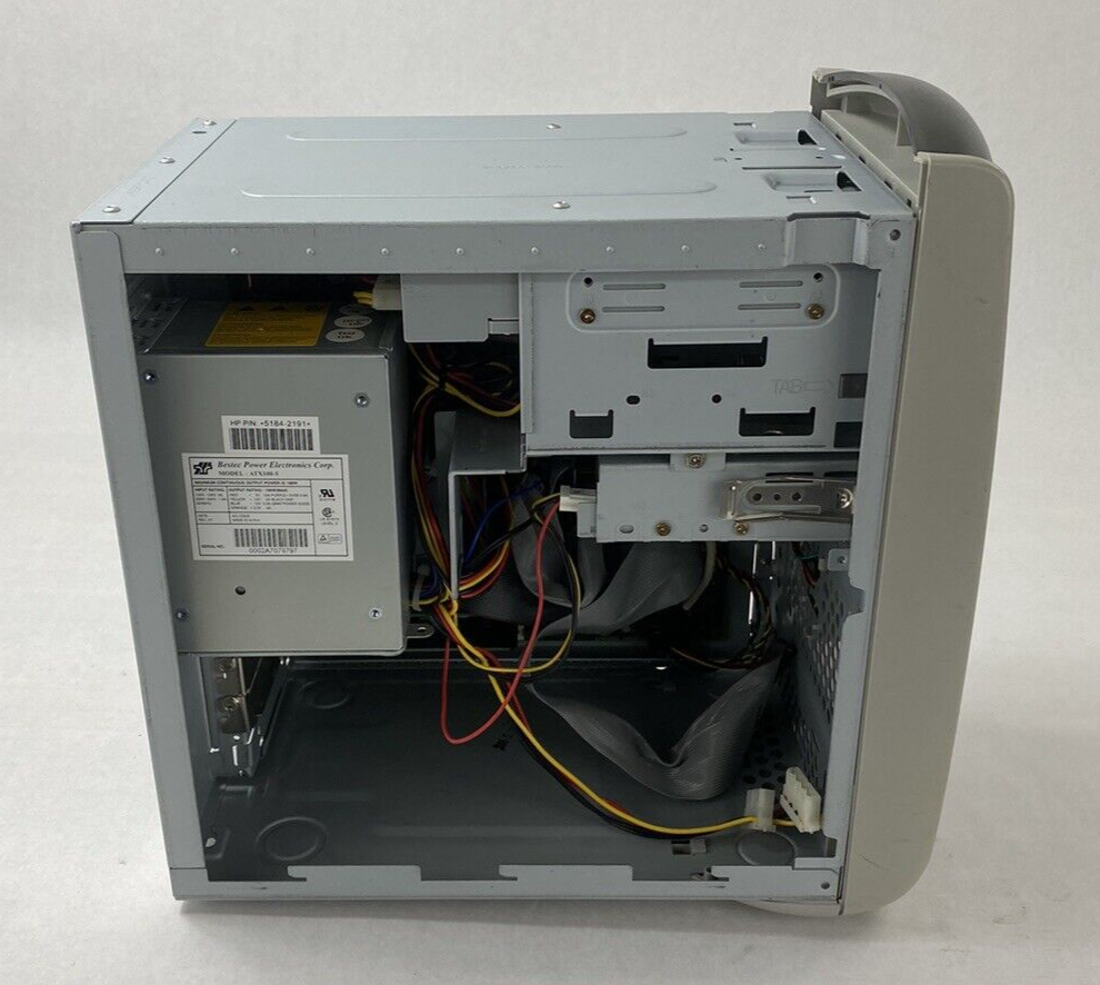HP/Compaq Pavilion XE 746 MT Intel Celeron w/ SSE 667MHz 320MB RAM No HDD No OS